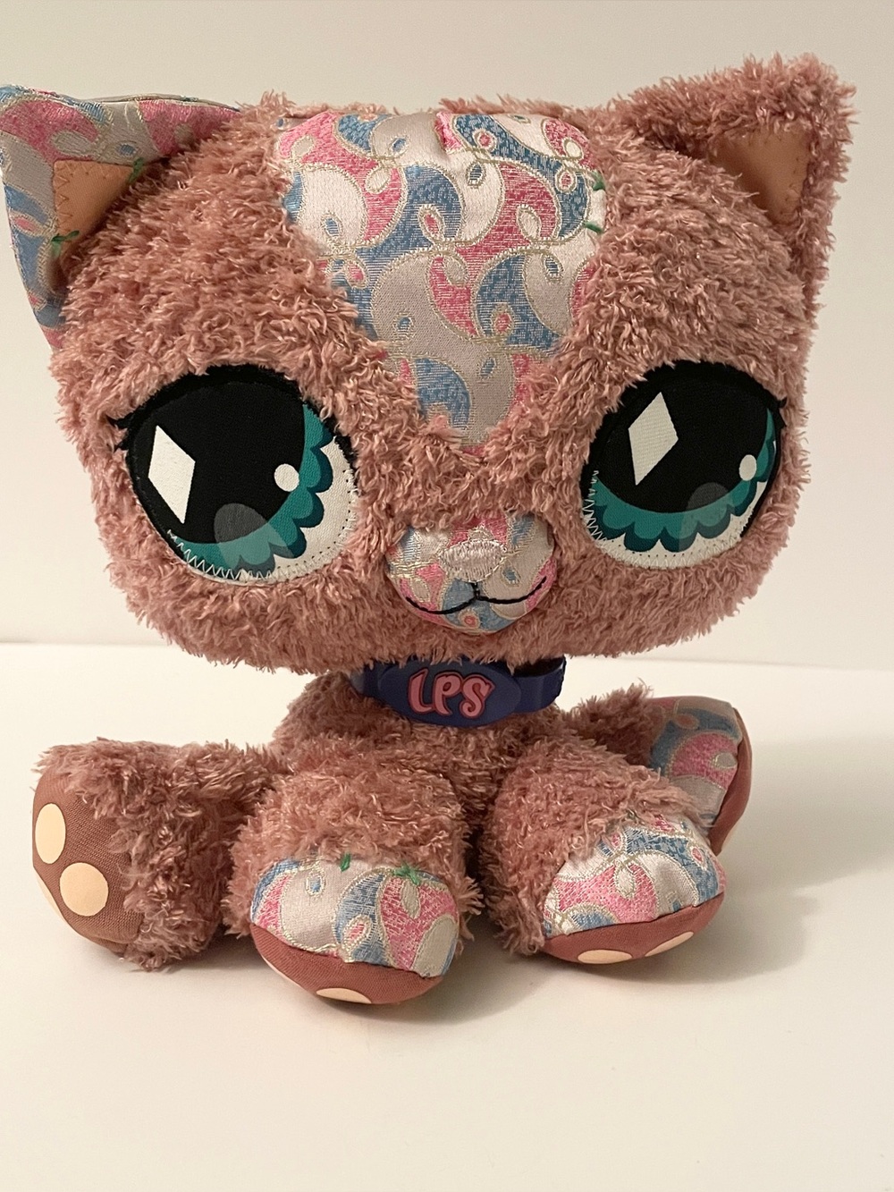 RARE Littlest Pet Shop VIP Brown Kitty Cat Plush Toys R Us Exclusive 2007